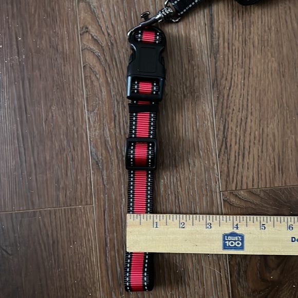 NWOT Adjustable red and black dog collar and leash - Picture 2 of 8